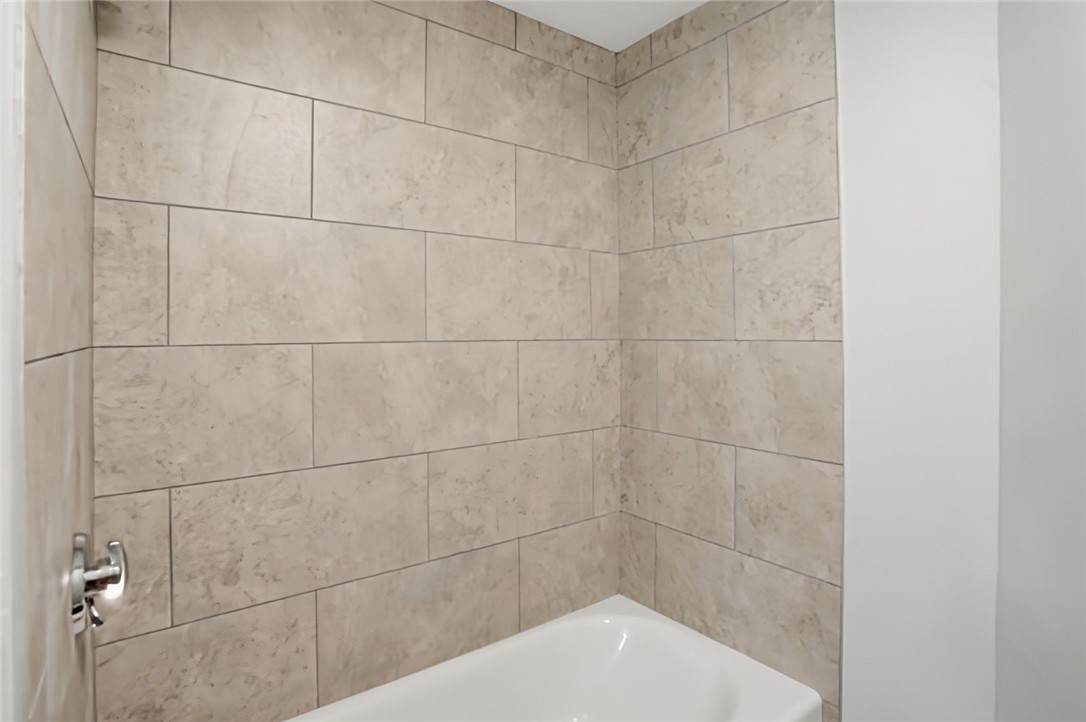 188 Division Street 2F