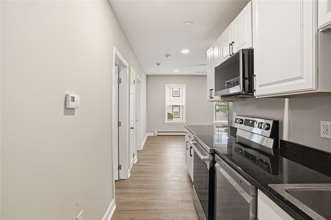 188 Division Street 2R