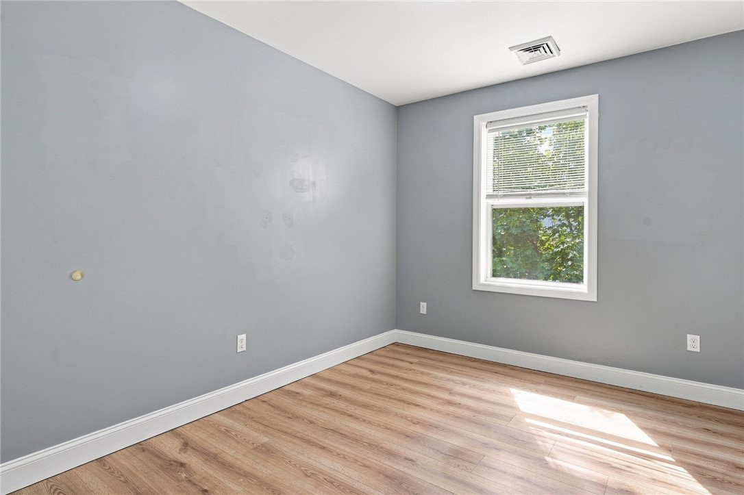 91 Niagara Street