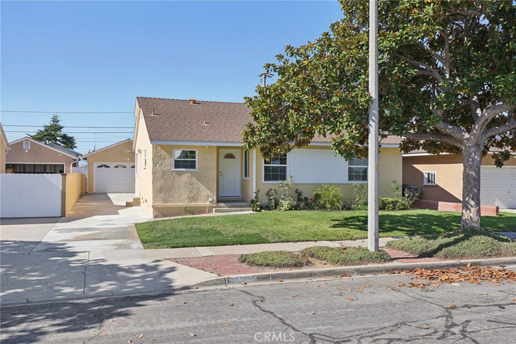 19929 Hawthorne Blvd