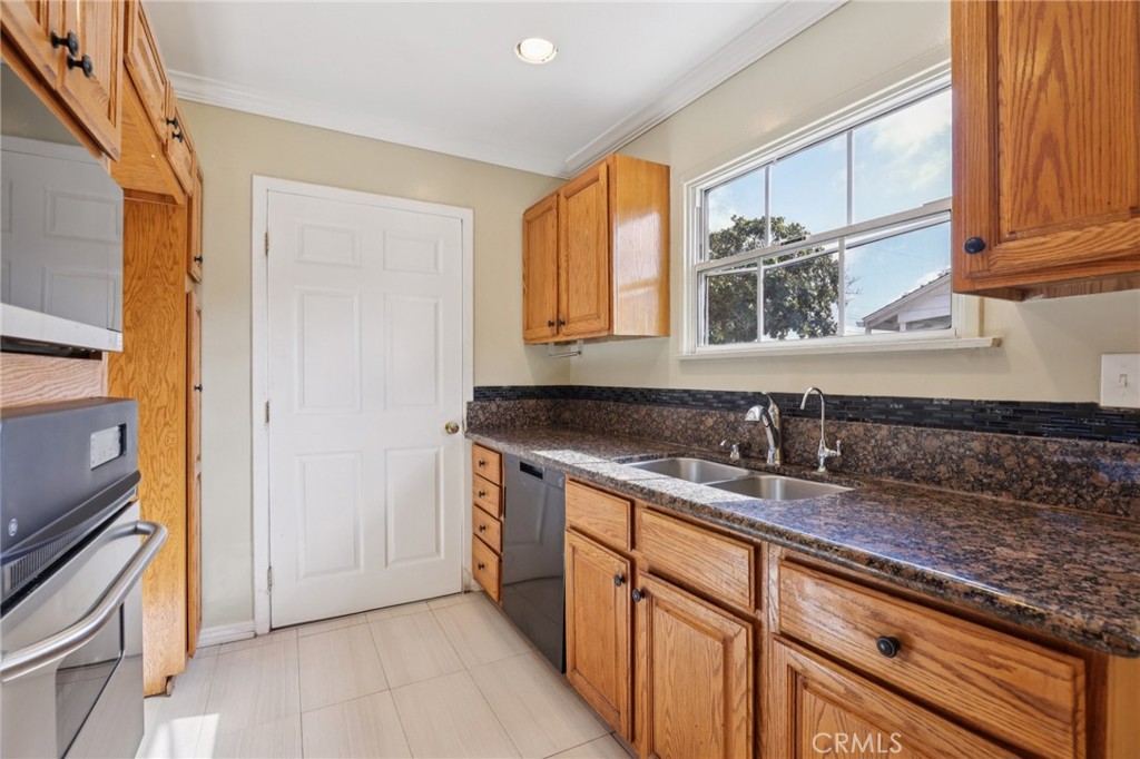 19929 Hawthorne Blvd