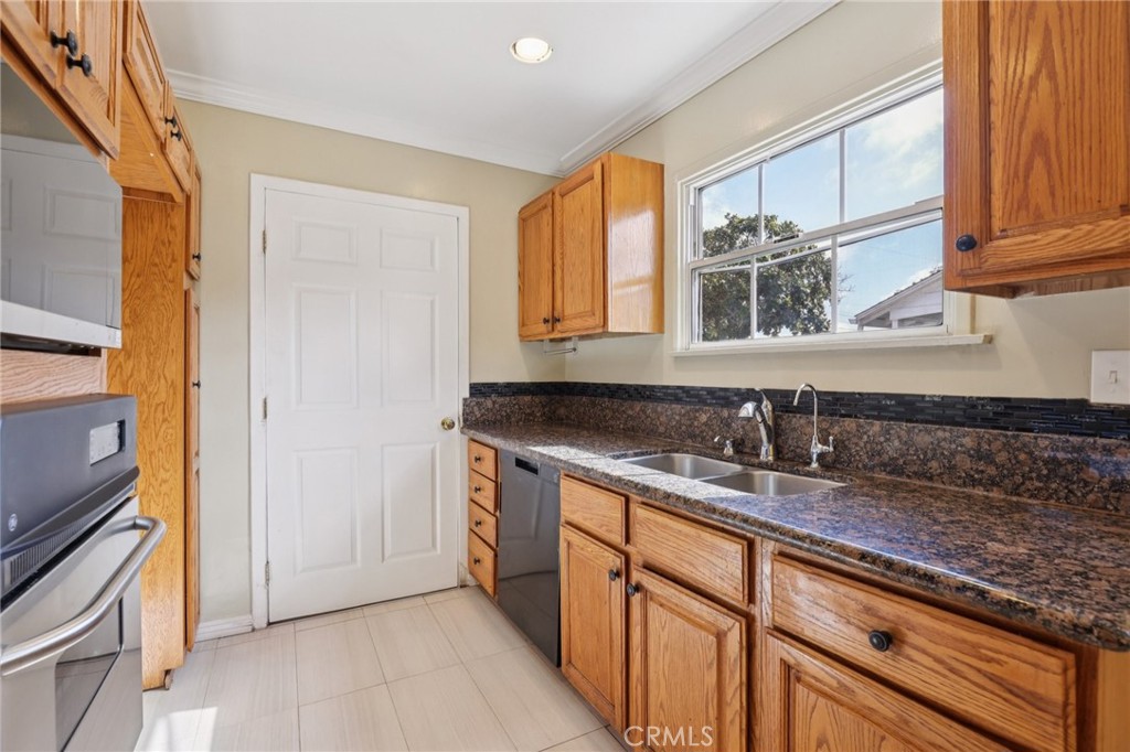 19929 Hawthorne Blvd