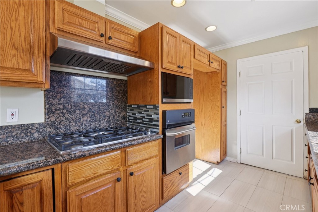 19929 Hawthorne Blvd