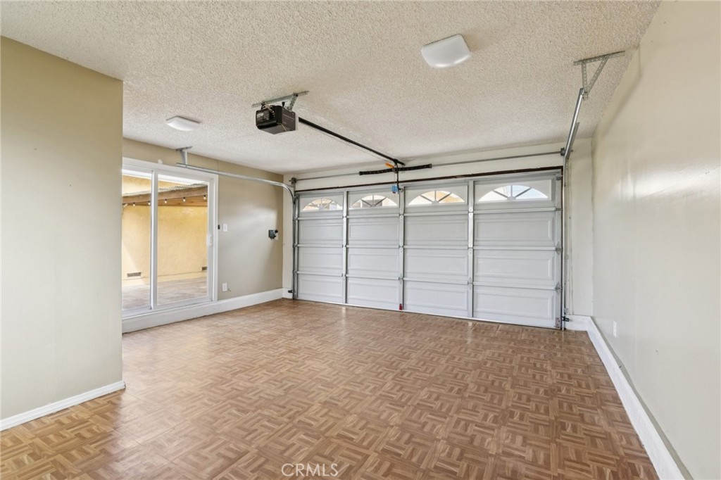 19929 Hawthorne Blvd