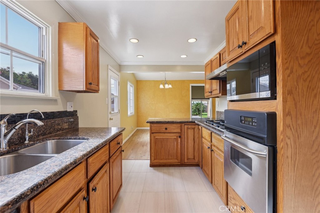 19929 Hawthorne Blvd