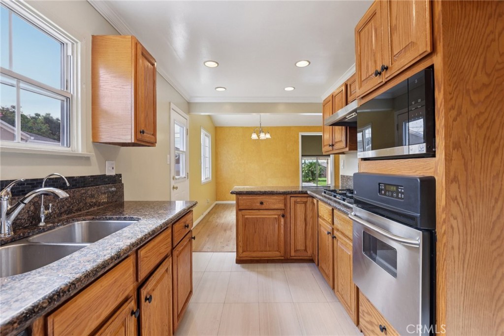 19929 Hawthorne Blvd