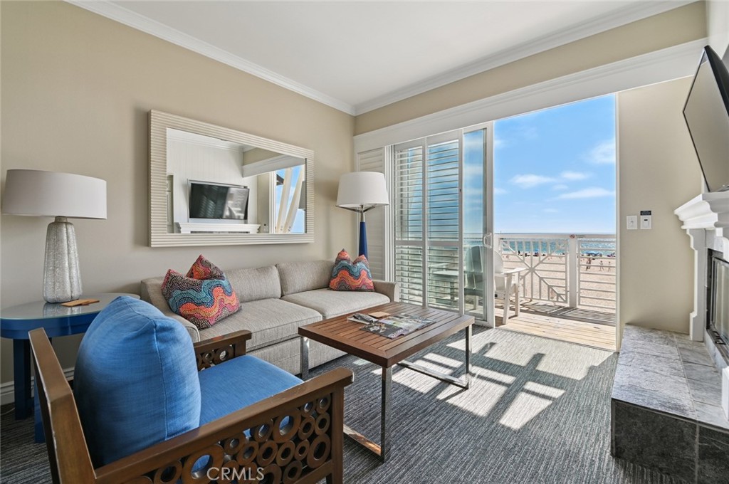 1300 The Strand 316