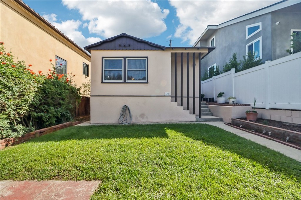 532 Rosecrans Avenue