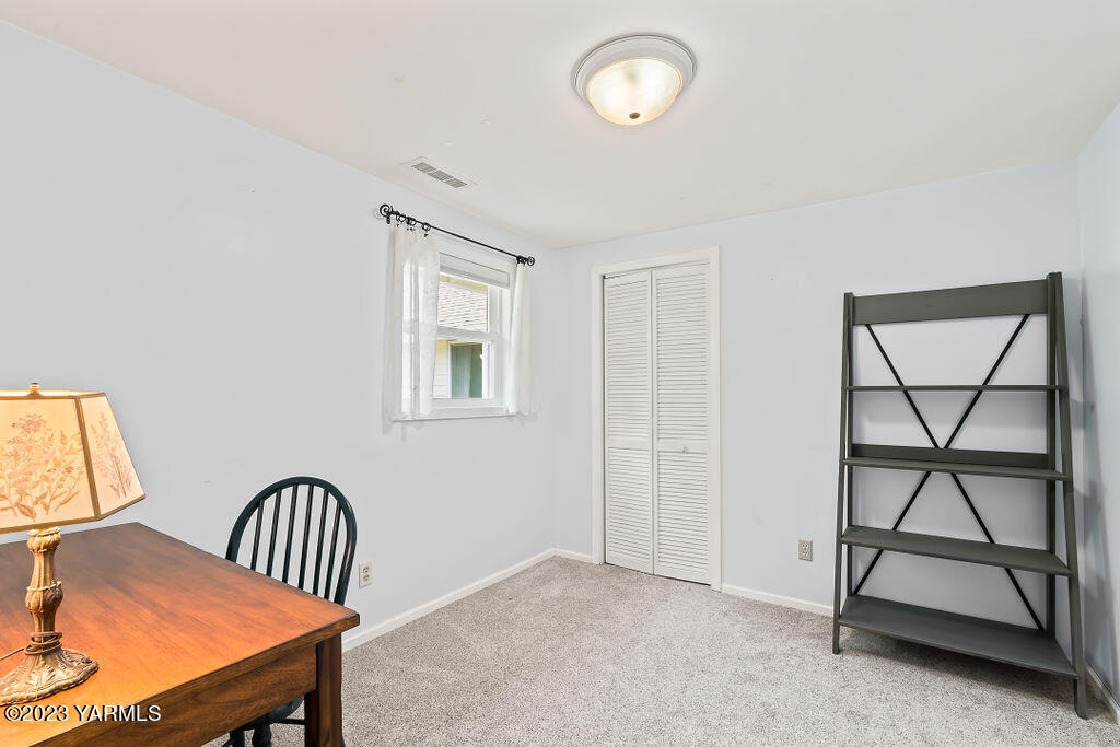 200 Shaw Rd