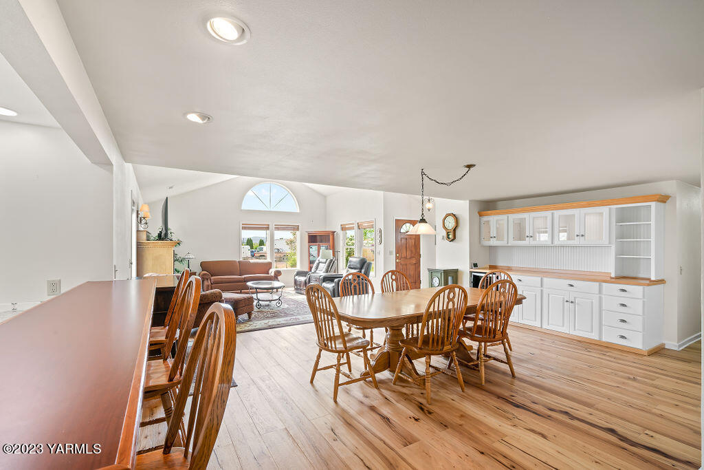 200 Shaw Rd