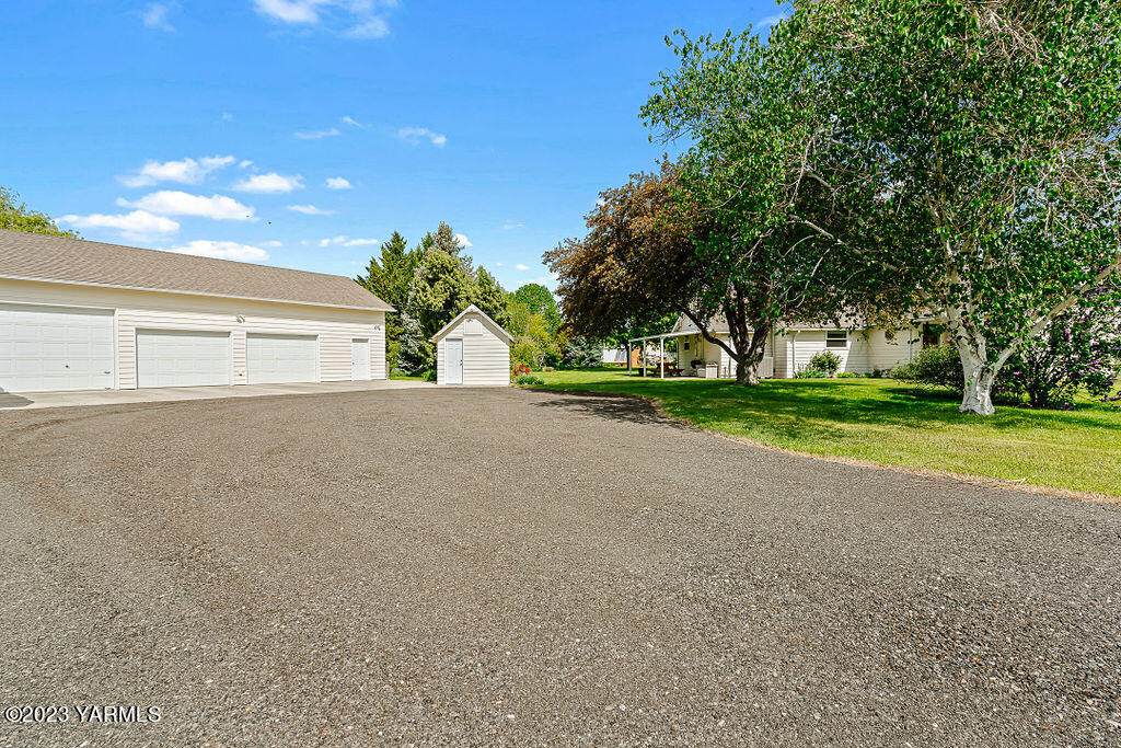 200 Shaw Rd