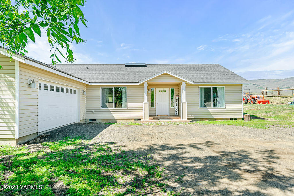 590 Pine Mountain Dr