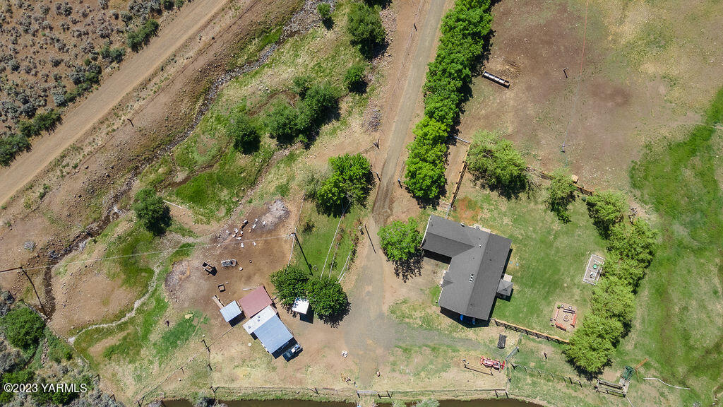 590 Pine Mountain Dr