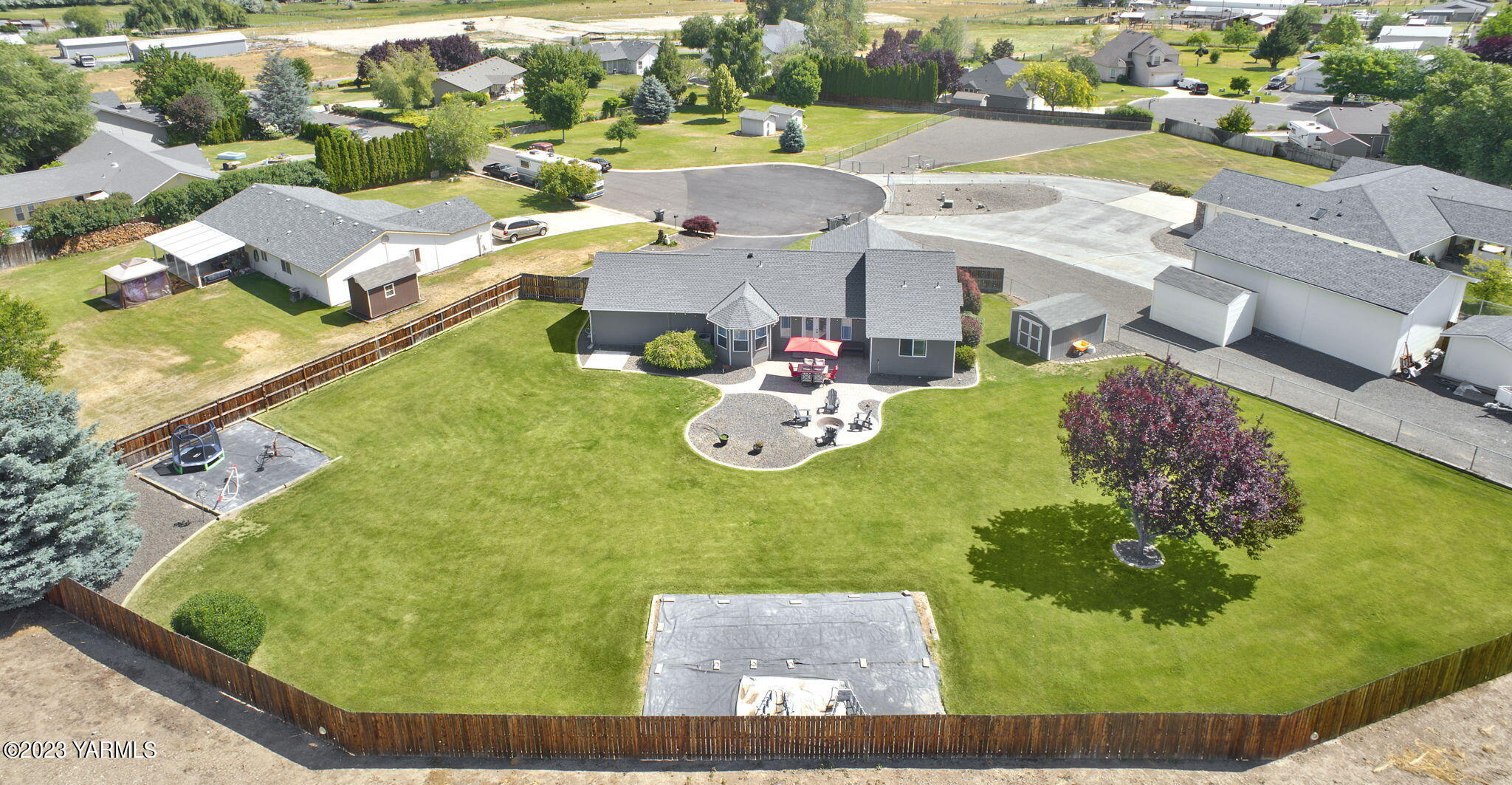80 Buttercup Ln
