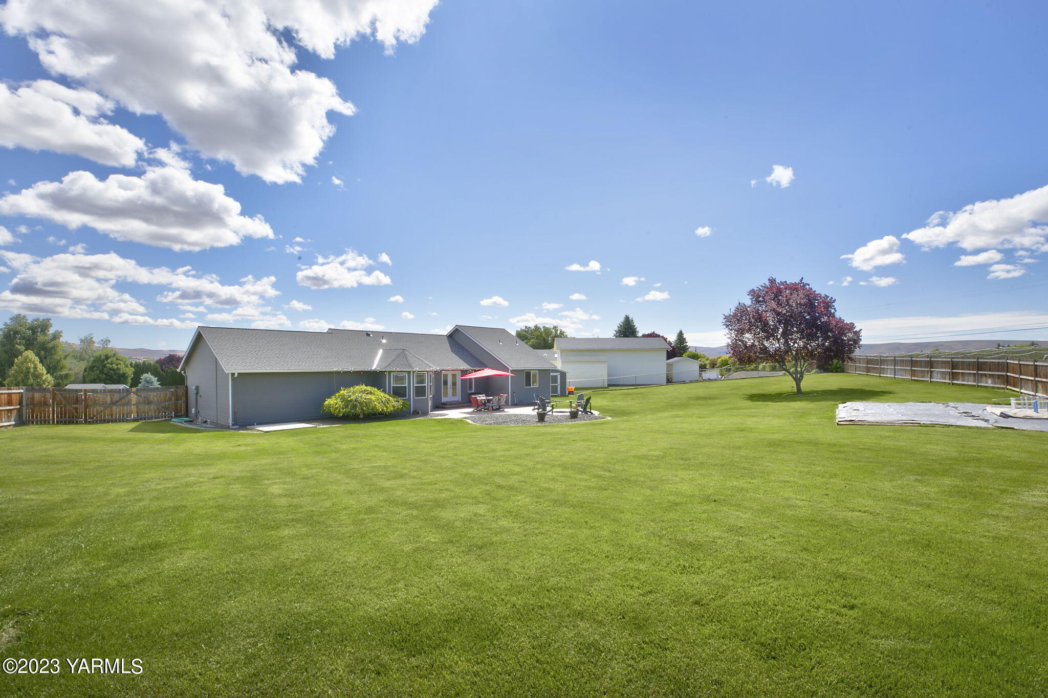 80 Buttercup Ln