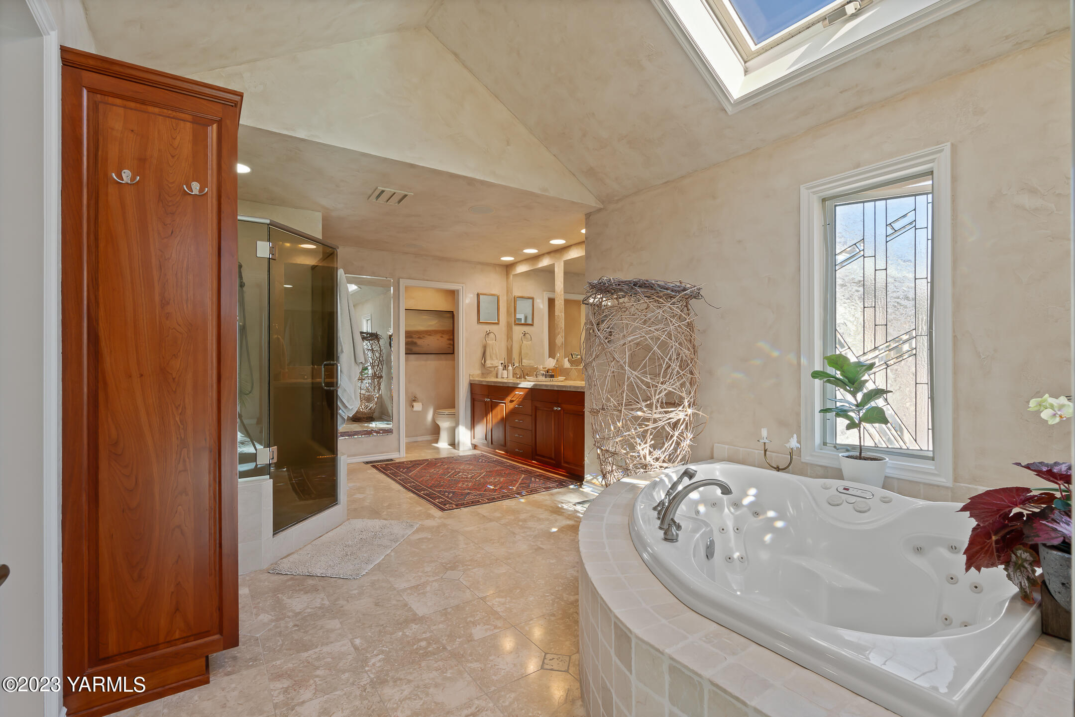 803 Cobblestone Pl