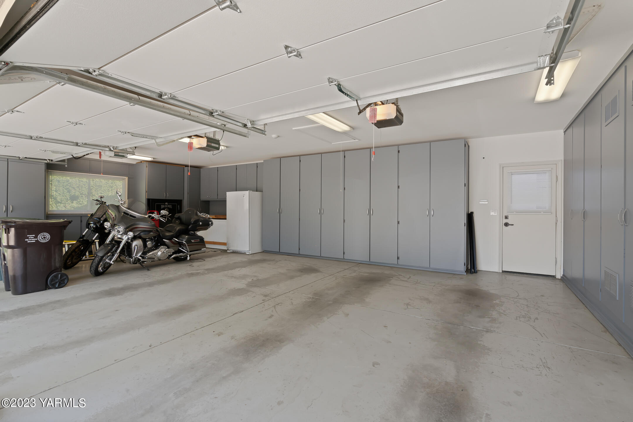 803 Cobblestone Pl