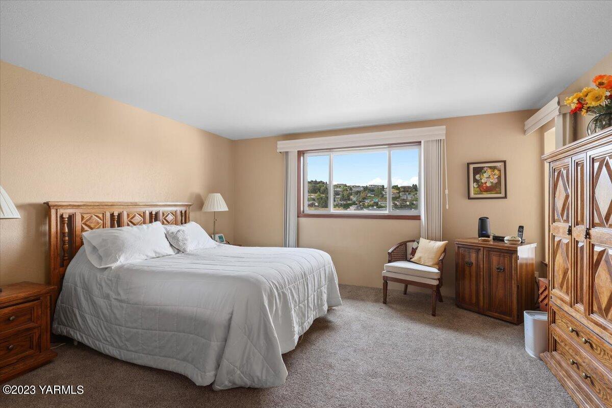 4203 Garden Park Way Unit: B