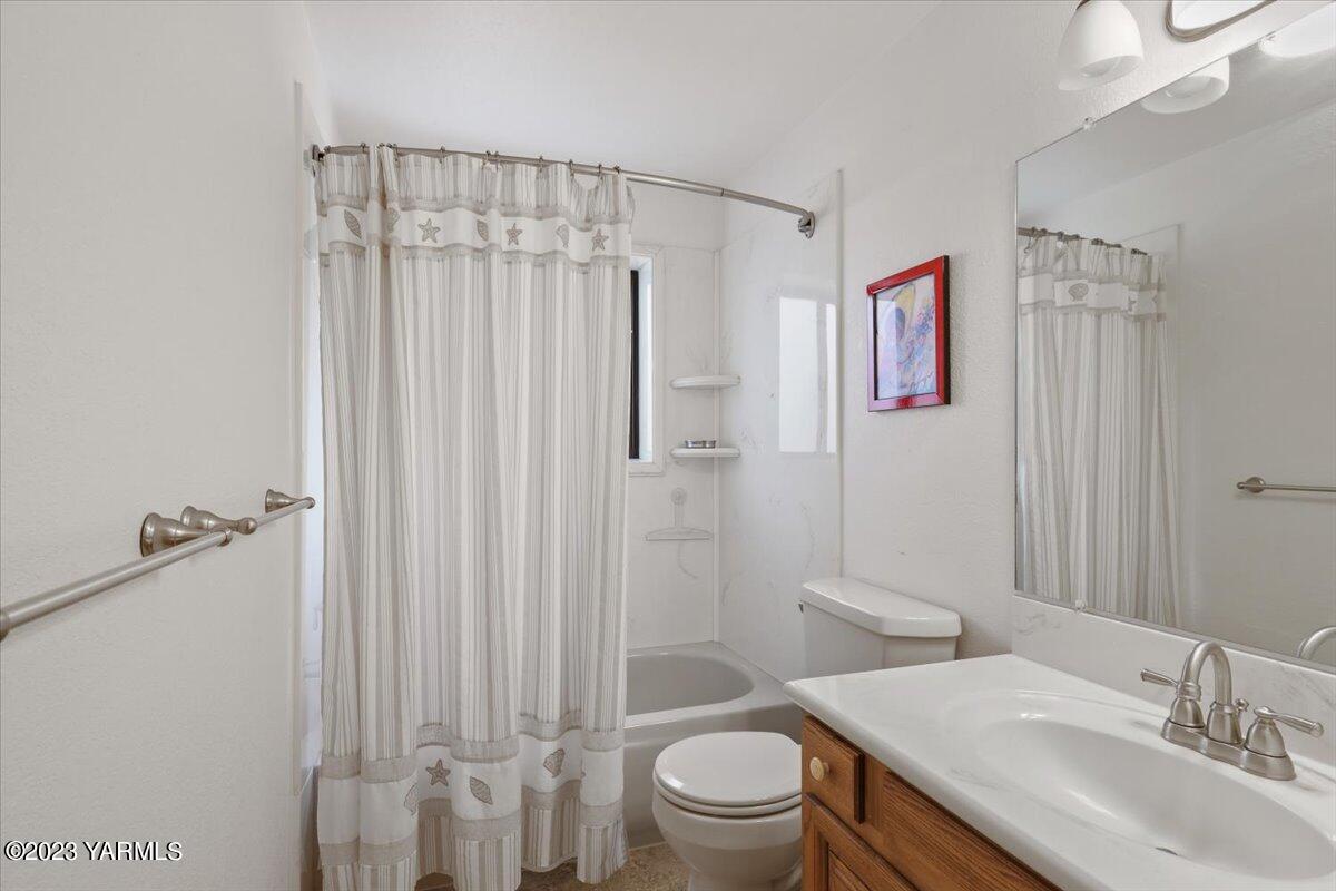 4203 Garden Park Way Unit: B