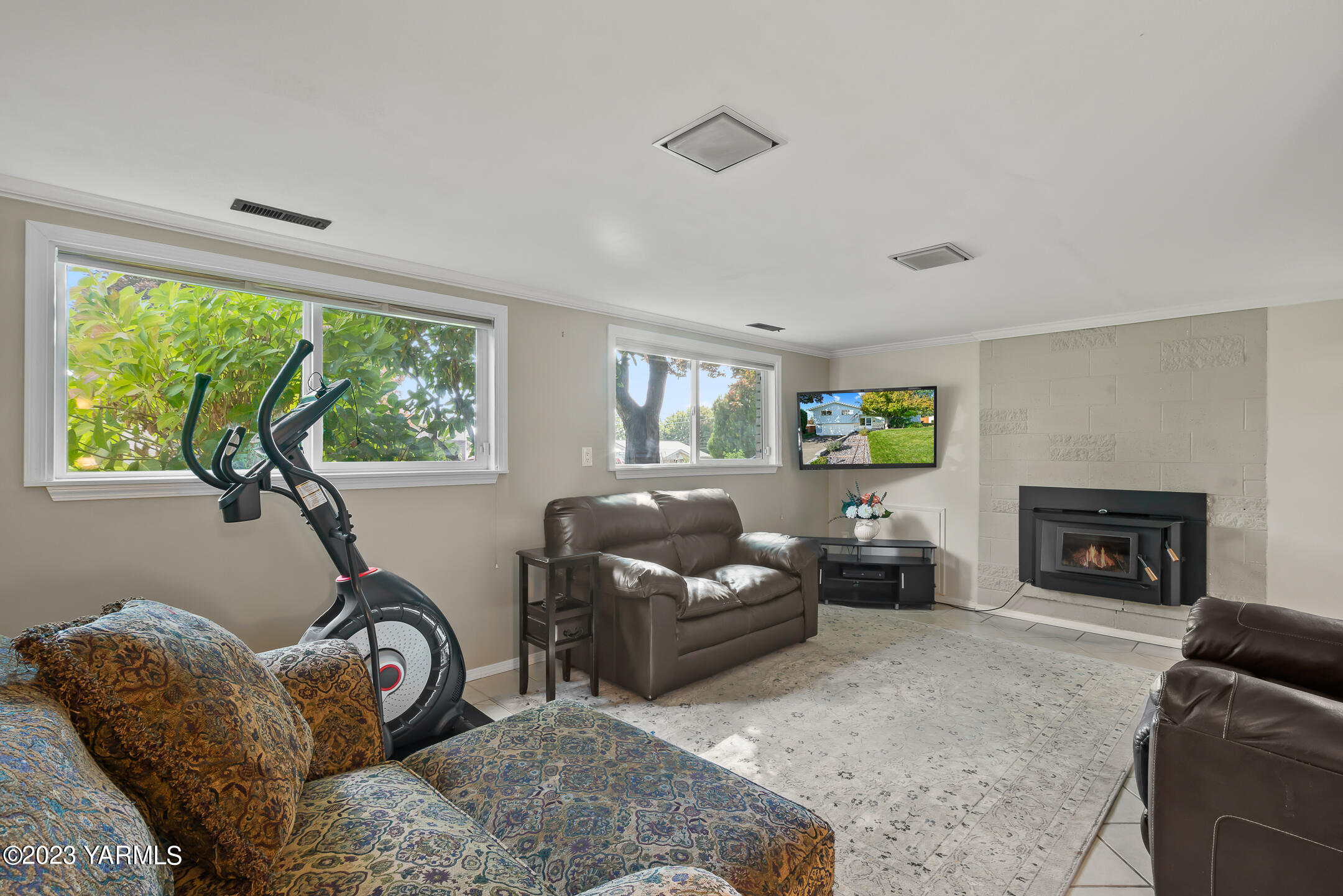 604 N 52nd Ave