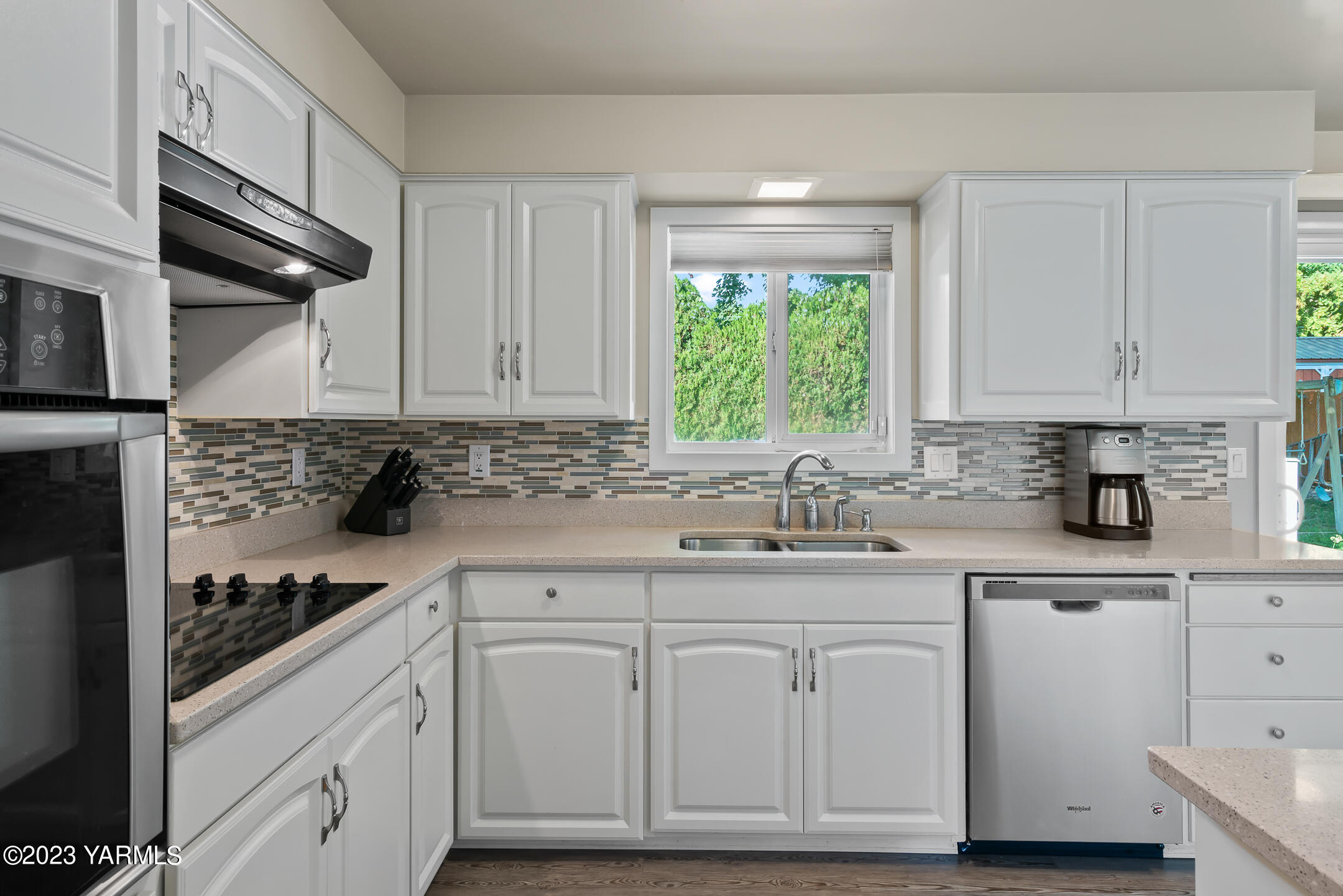 604 N 52nd Ave
