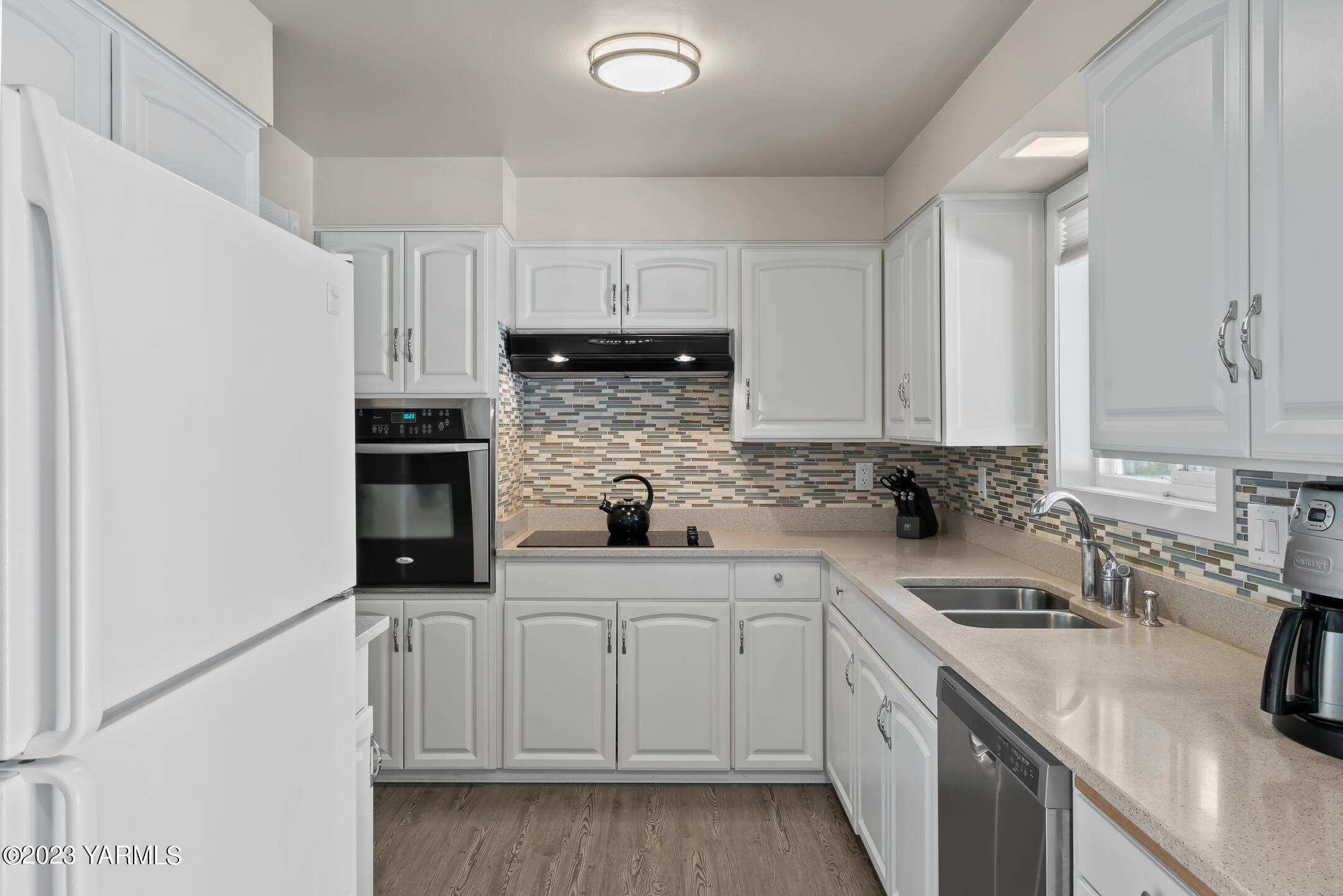604 N 52nd Ave