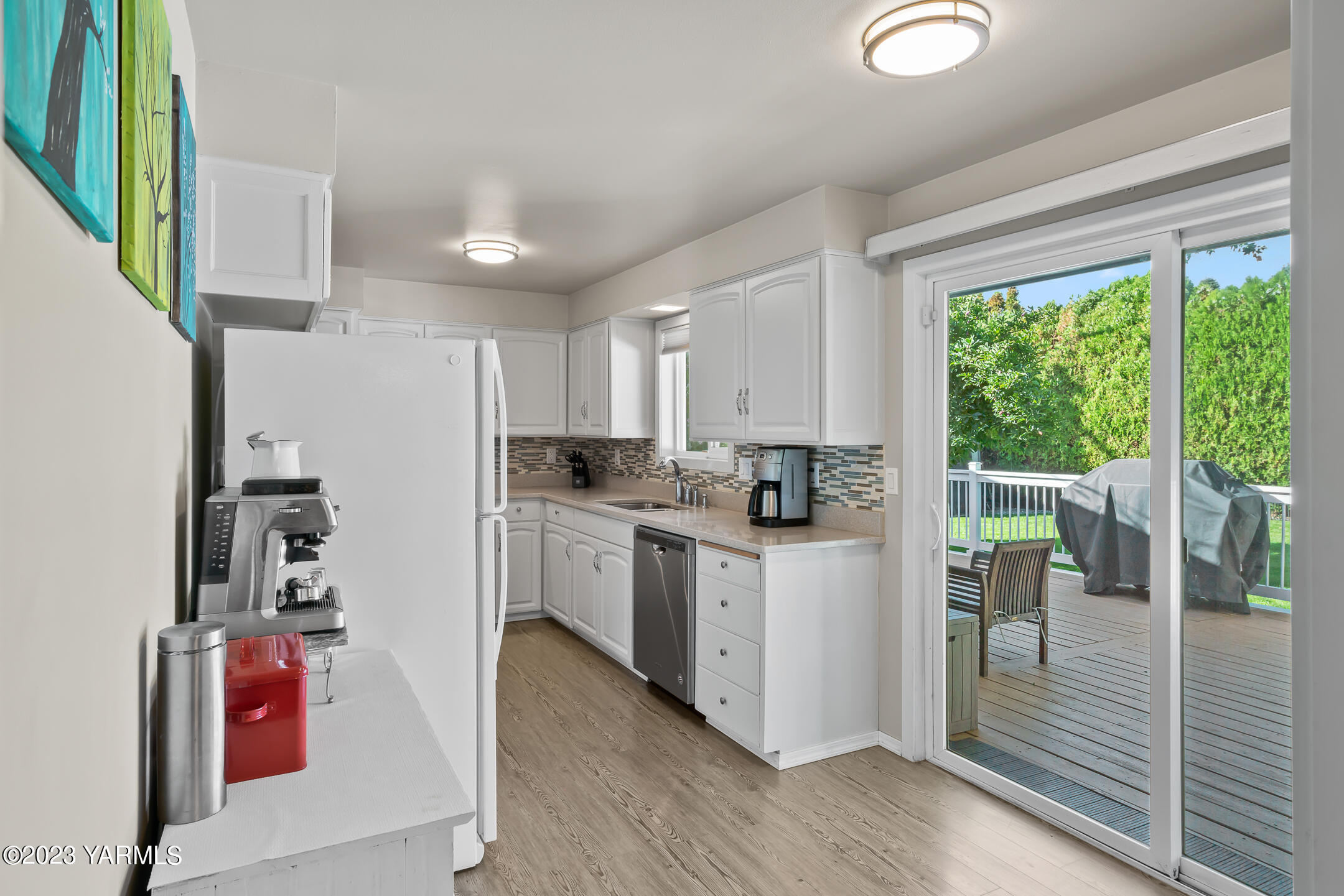 604 N 52nd Ave