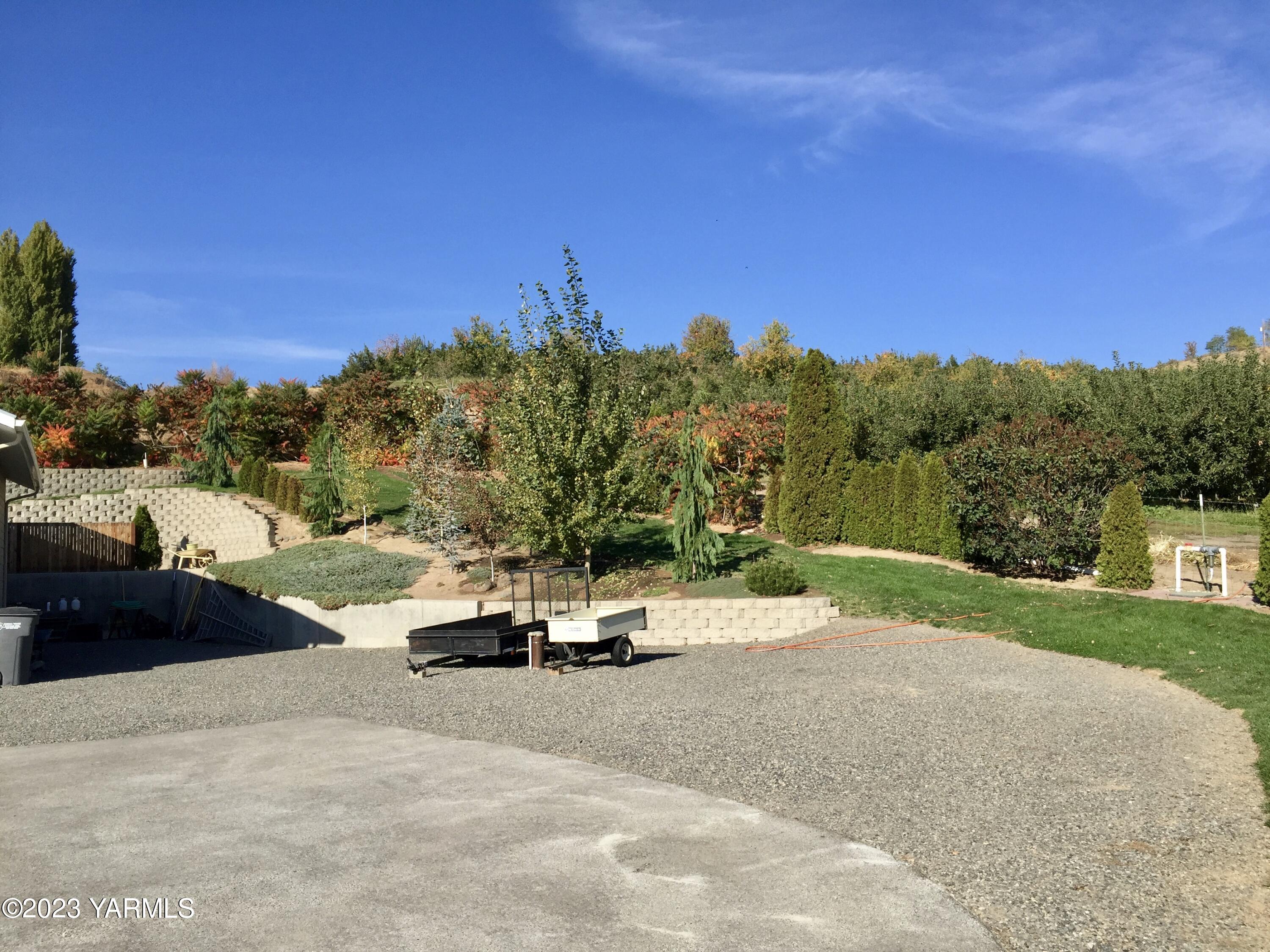 810 Pleasant Valley Rd