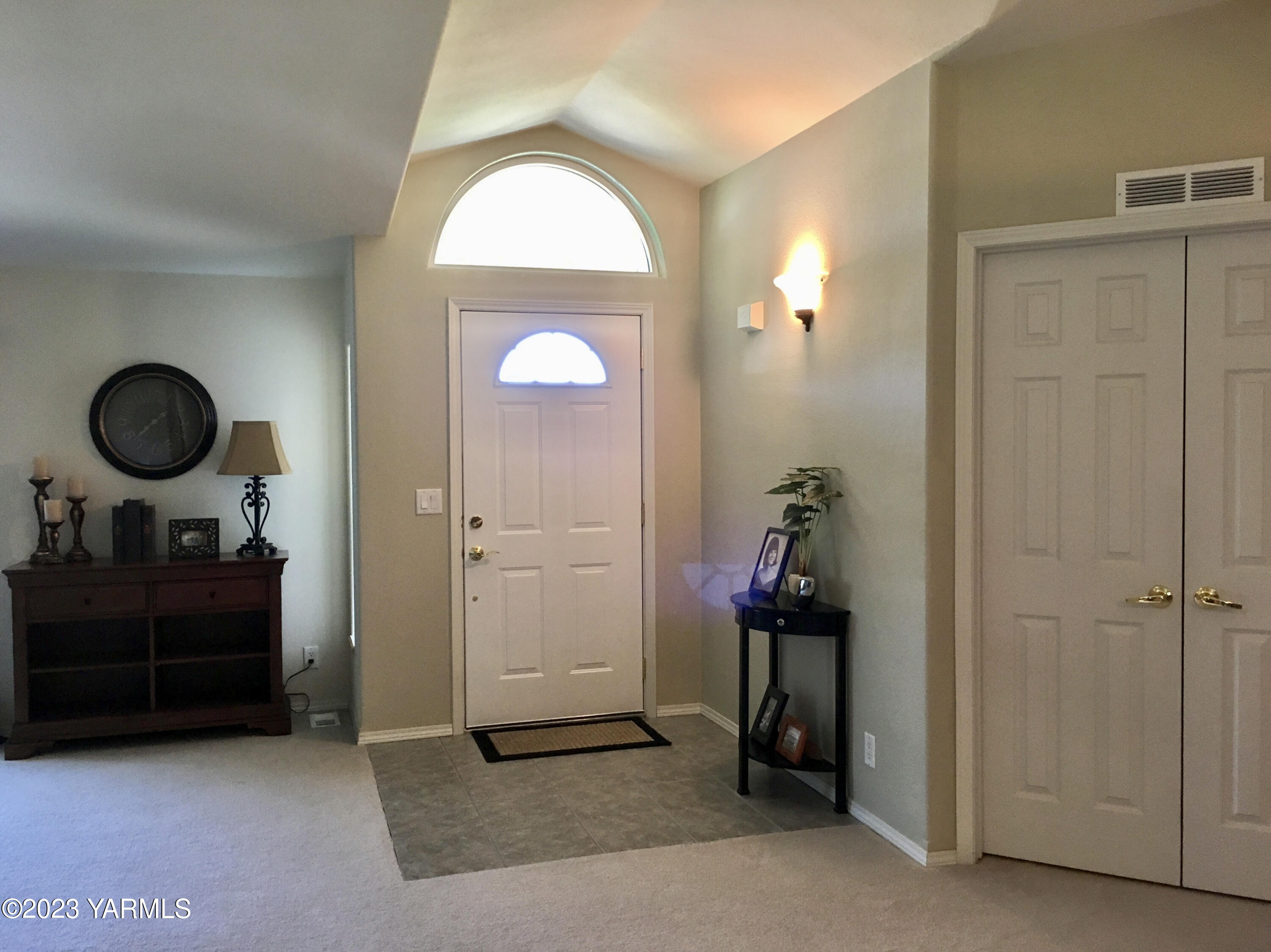 810 Pleasant Valley Rd