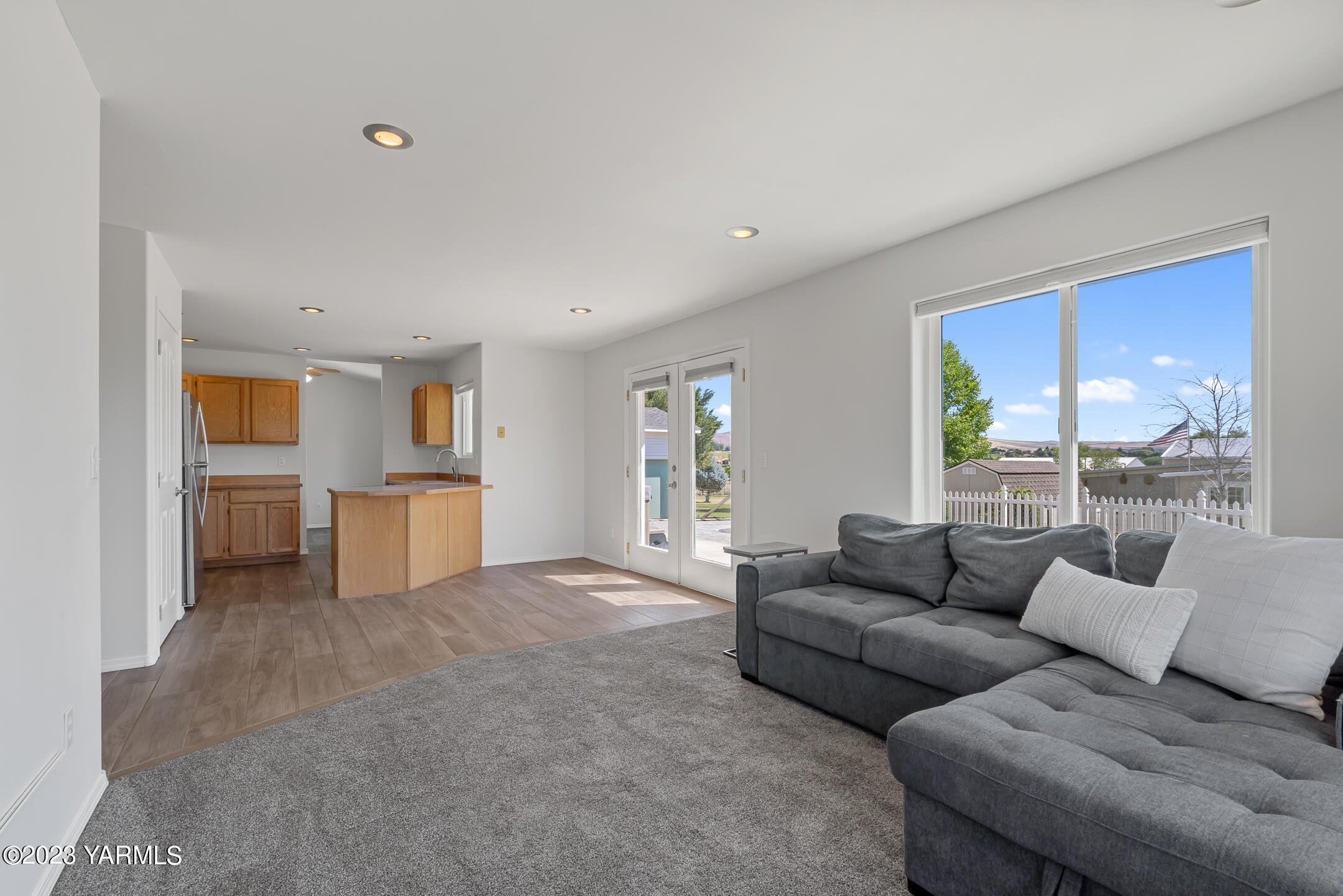 2291 Selah Loop Rd