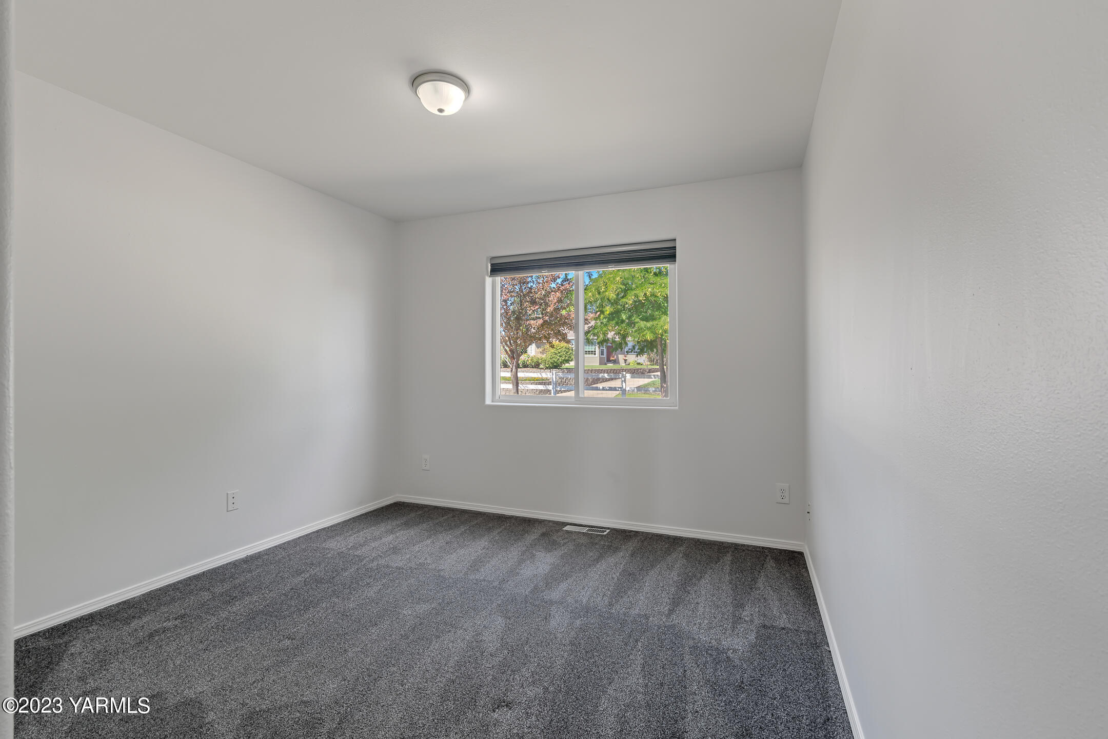 2291 Selah Loop Rd