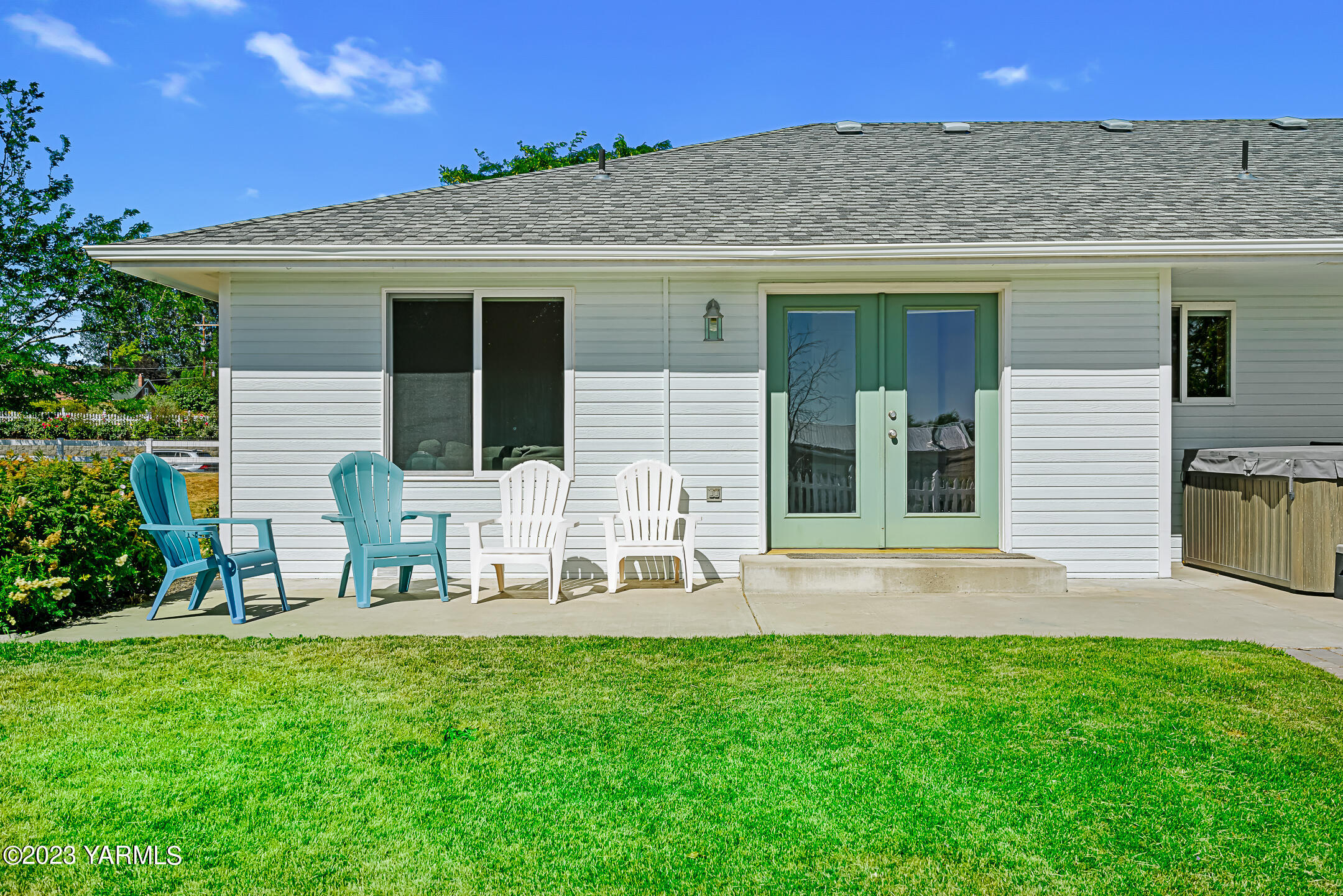 2291 Selah Loop Rd