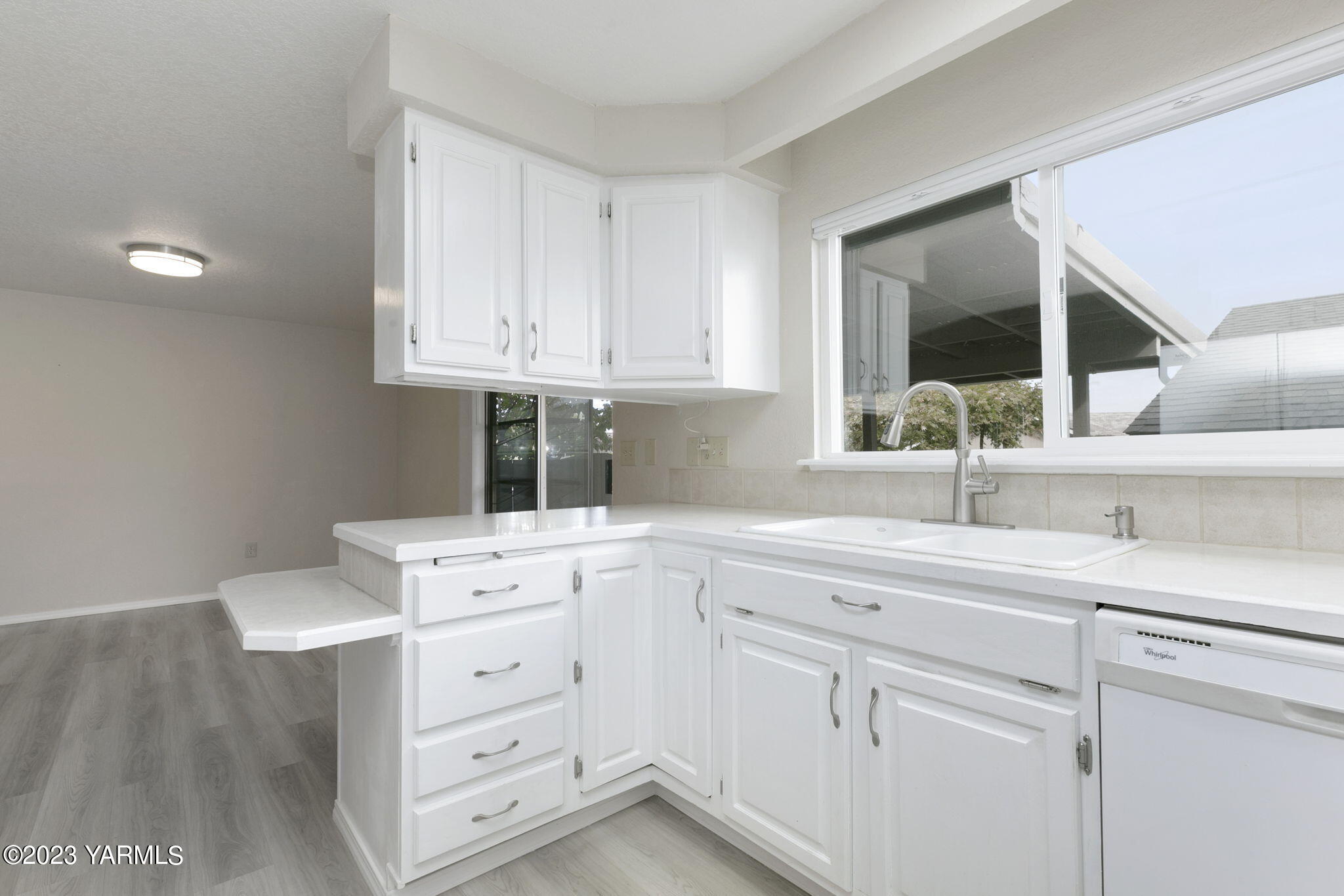 3008 Redwood Way