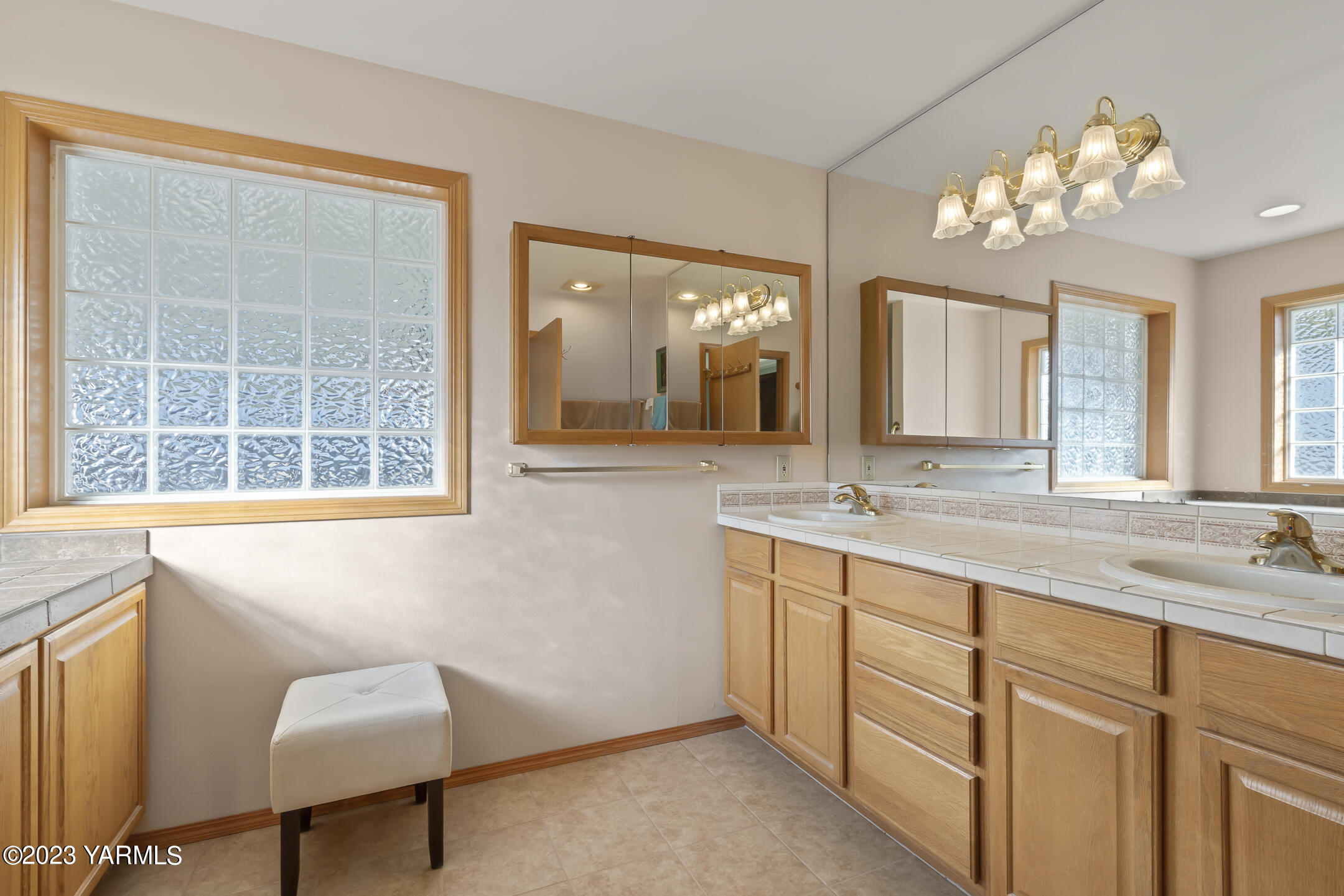6119 Summitview Ave Unit: 7
