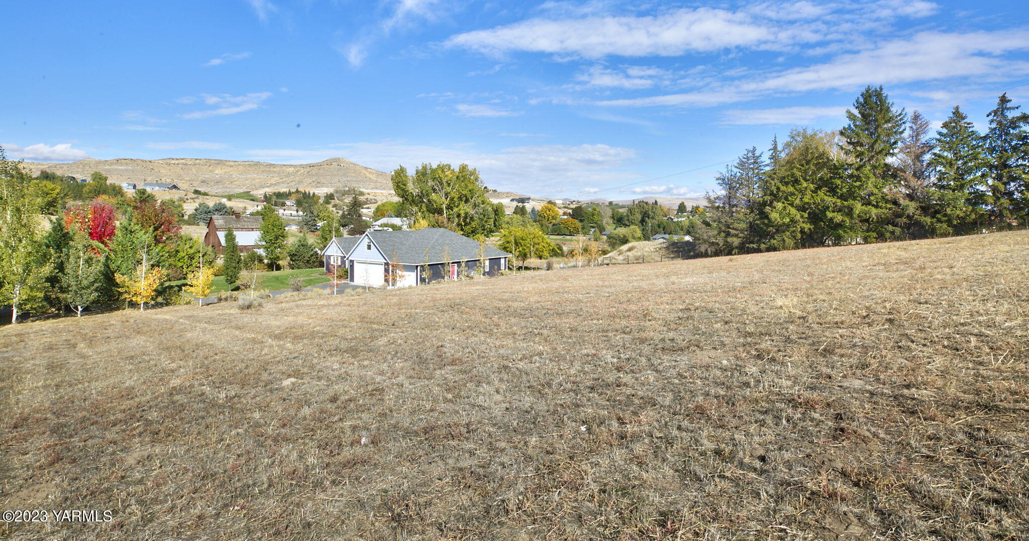 85 Parish Rd