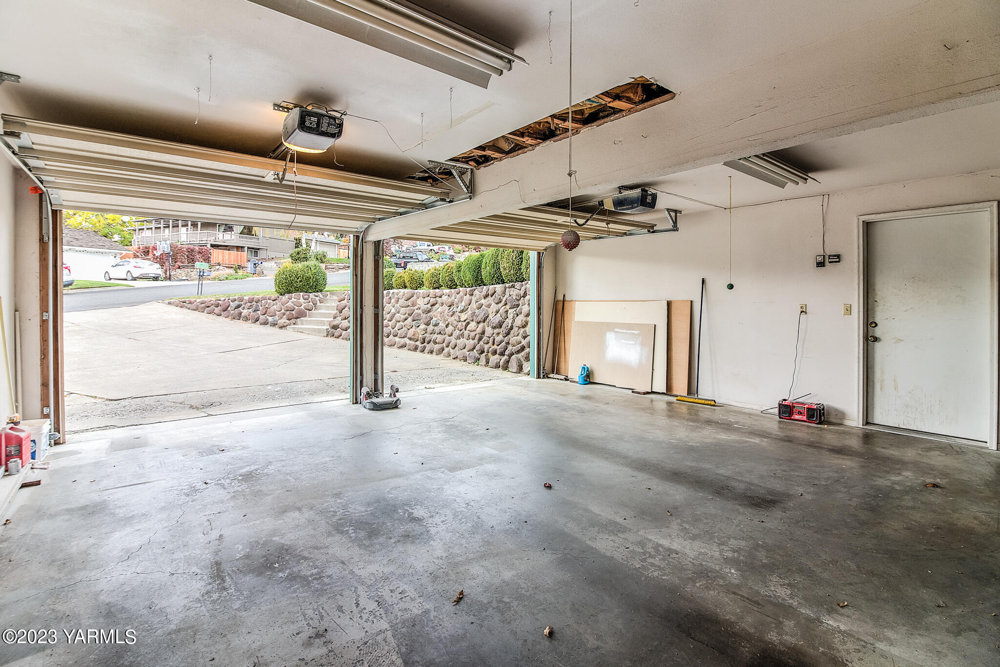 413 N 63rd Ave