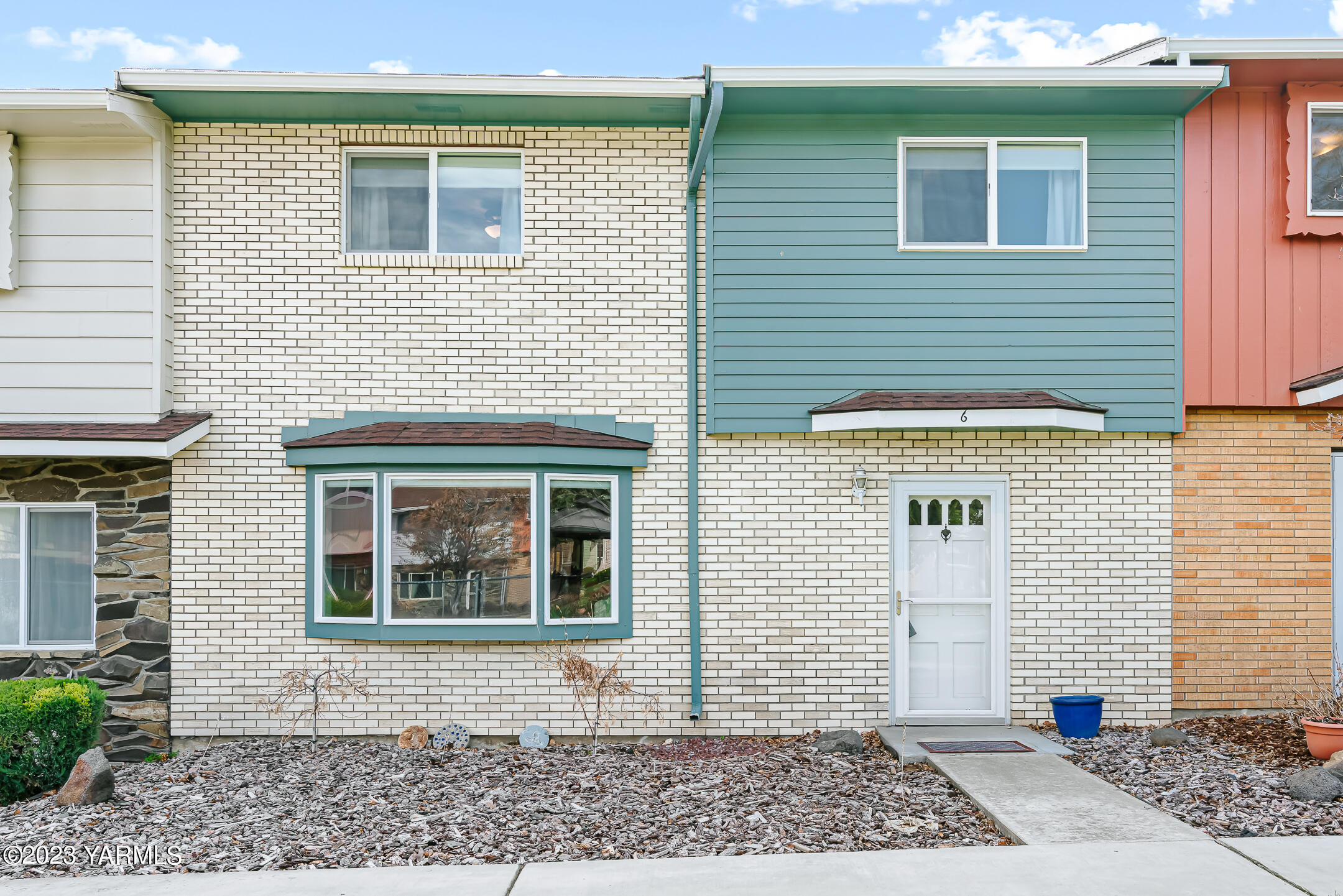 101 N 58th Ave Unit: 6