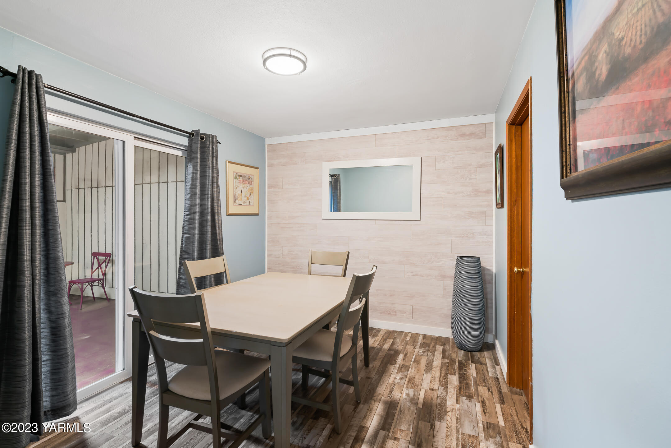 101 N 58th Ave Unit: 6
