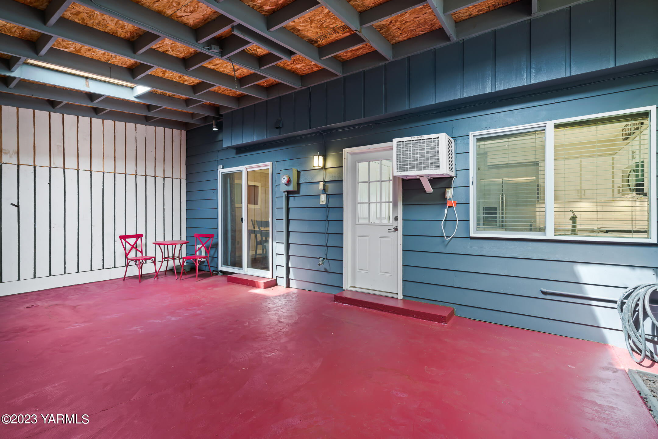 101 N 58th Ave Unit: 6