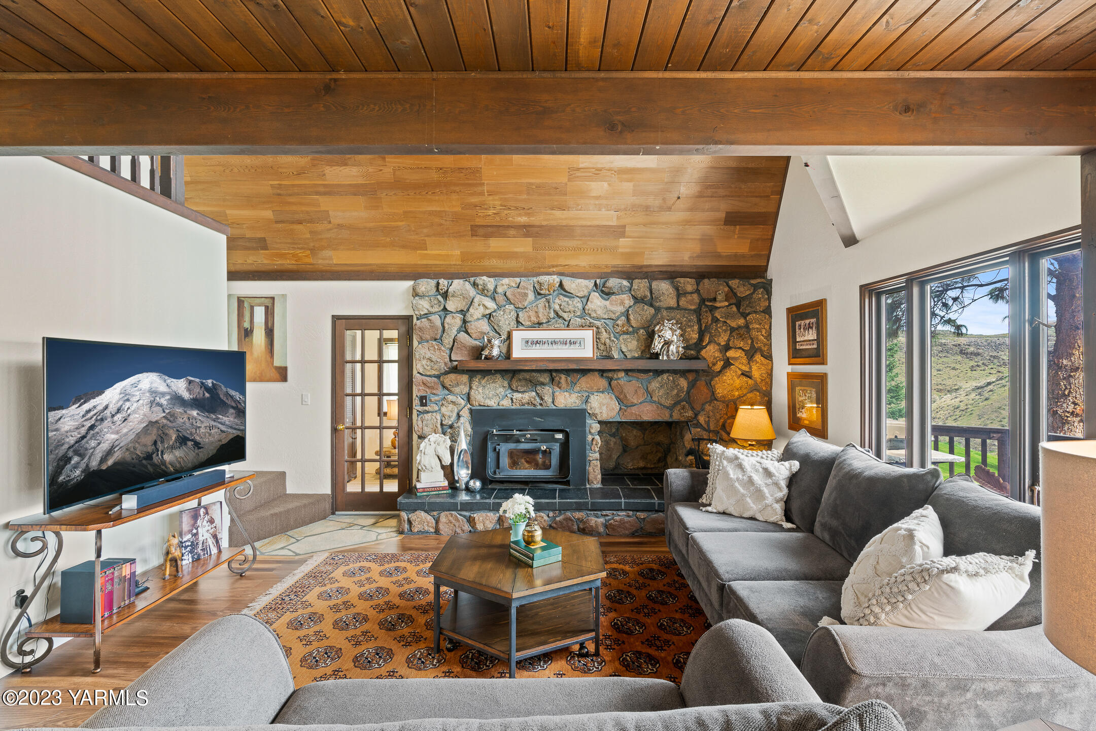 1006 Prospect Way