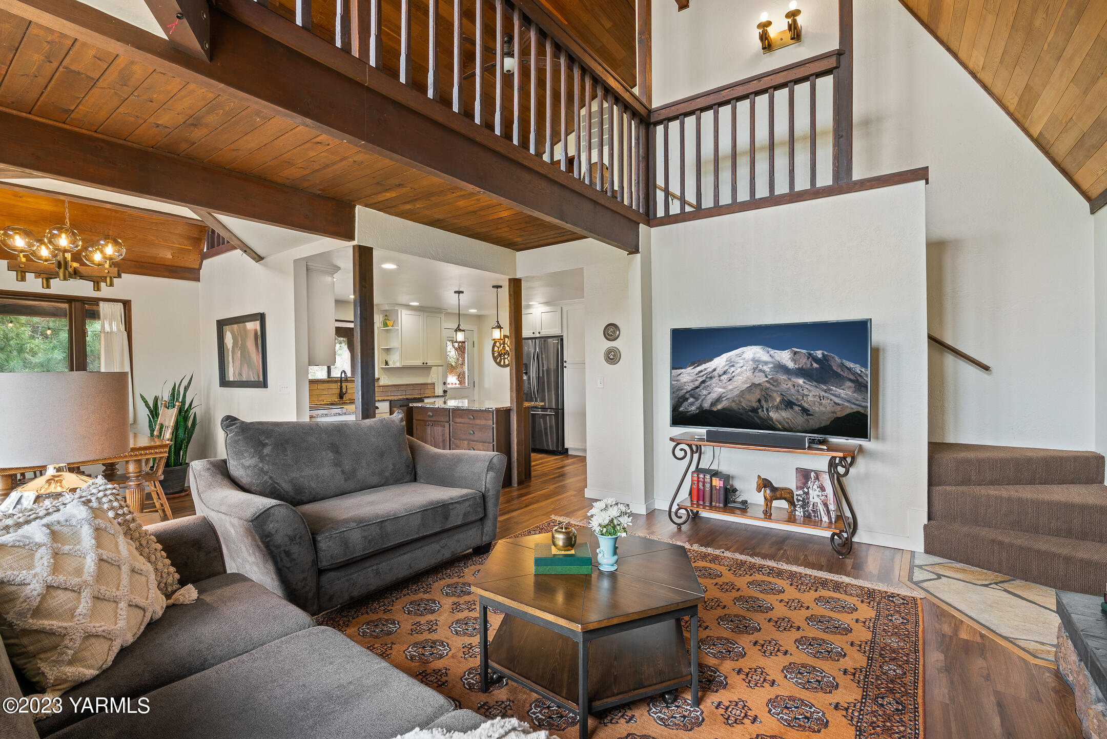 1006 Prospect Way