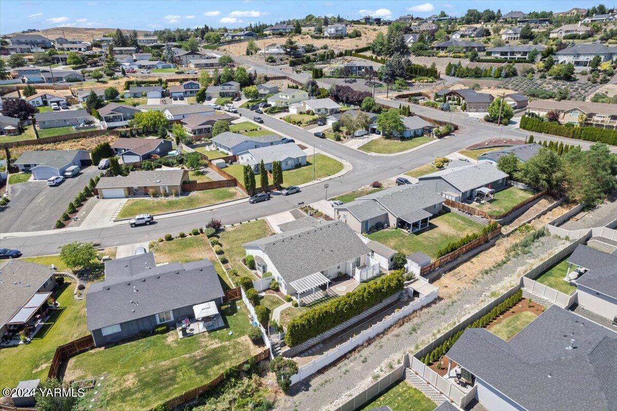 509 N 77th Ave