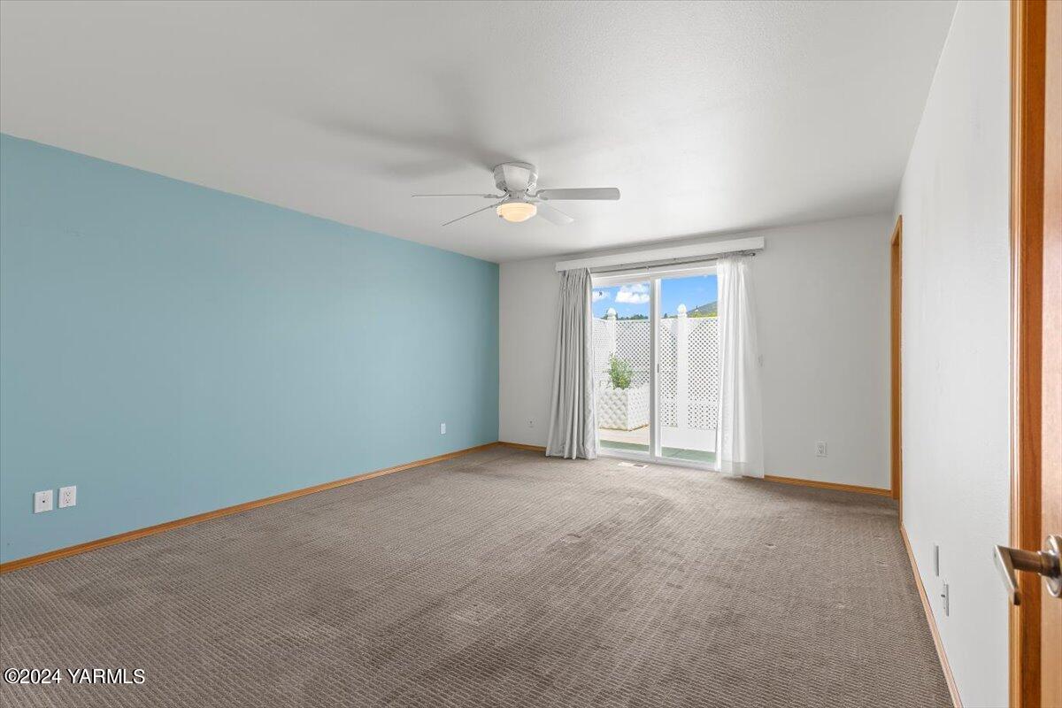 509 N 77th Ave
