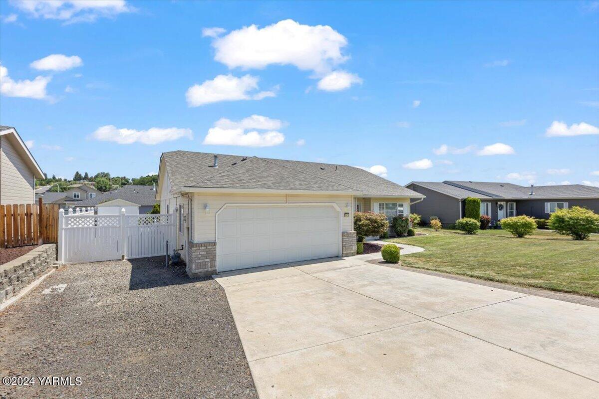 509 N 77th Ave