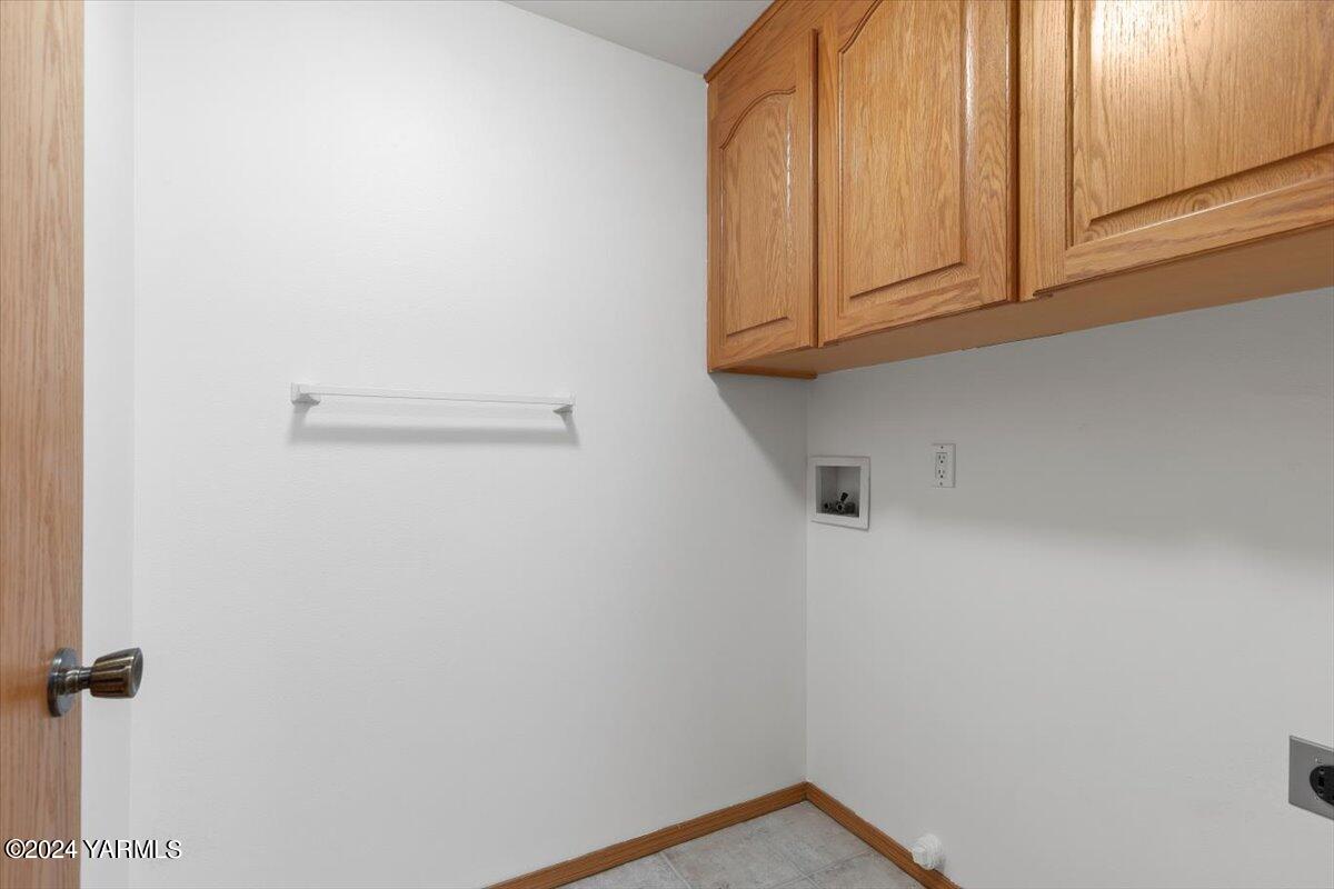 509 N 77th Ave