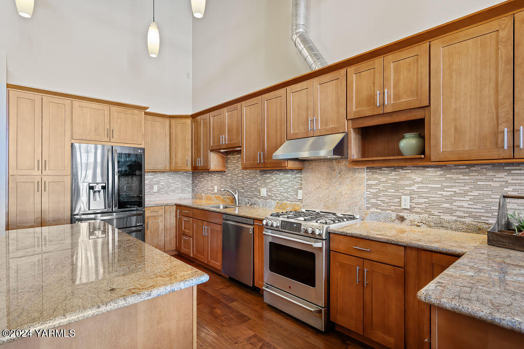 17 N 3rd St Unit: 310