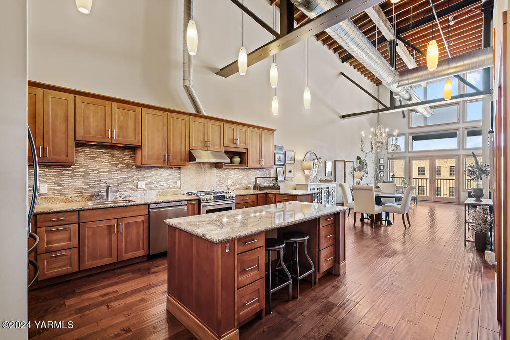 17 N 3rd St Unit: 310