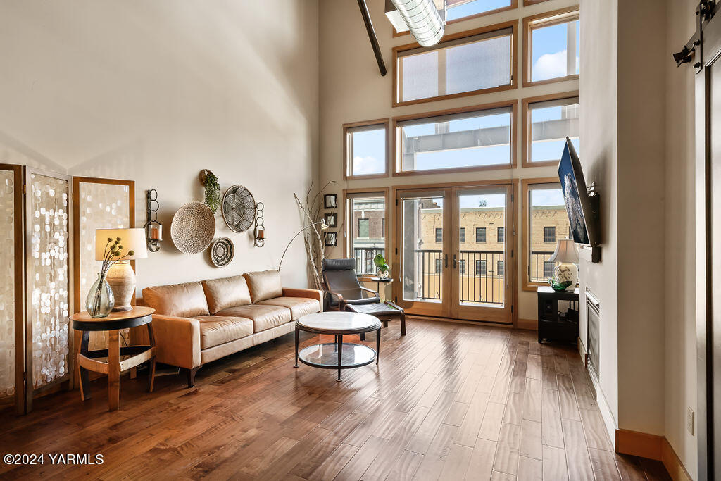 17 N 3rd St Unit: 310