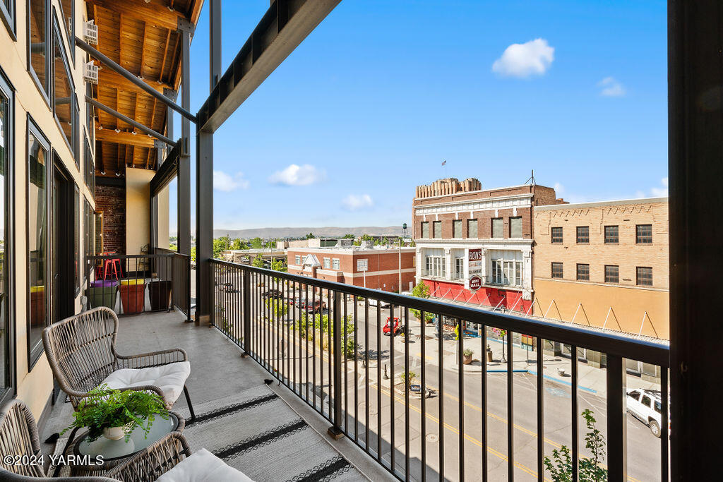 17 N 3rd St Unit: 310