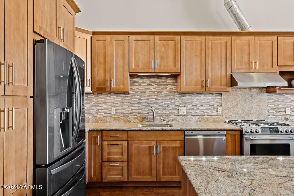 17 N 3rd St Unit: 310